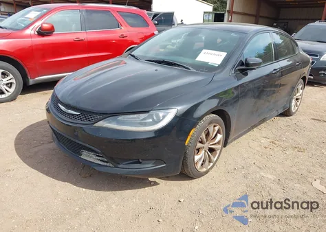 2015 Chrysler 200 S из США, поврежденный, VIN 1C3CCCBB7FN680211